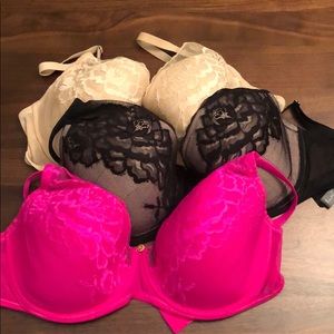 3 Natori Feather Bras